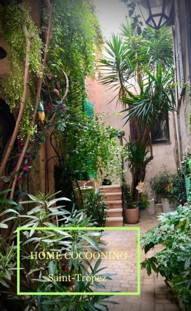 Petite Maison Mitoyenne Au Coeur De Saint Tropez Exterior foto